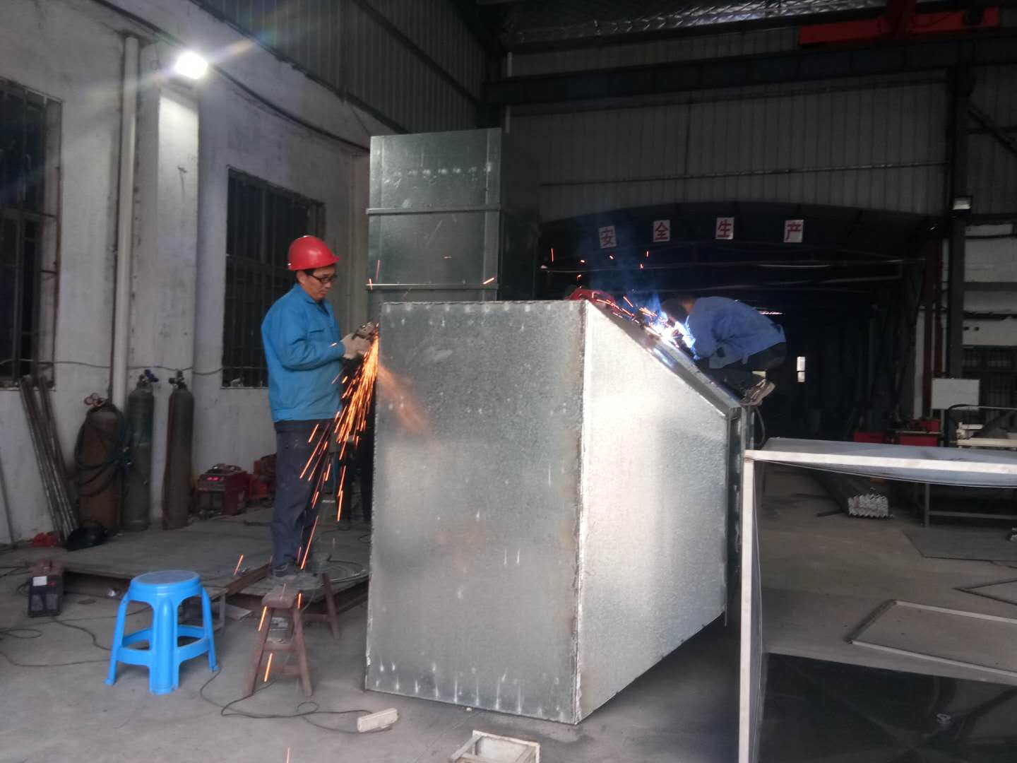 易游体育活性炭吸附装置